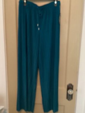Teal Wide-Leg Women's Pants - by Lock & Love. Comfortable Everyday Lounge Style